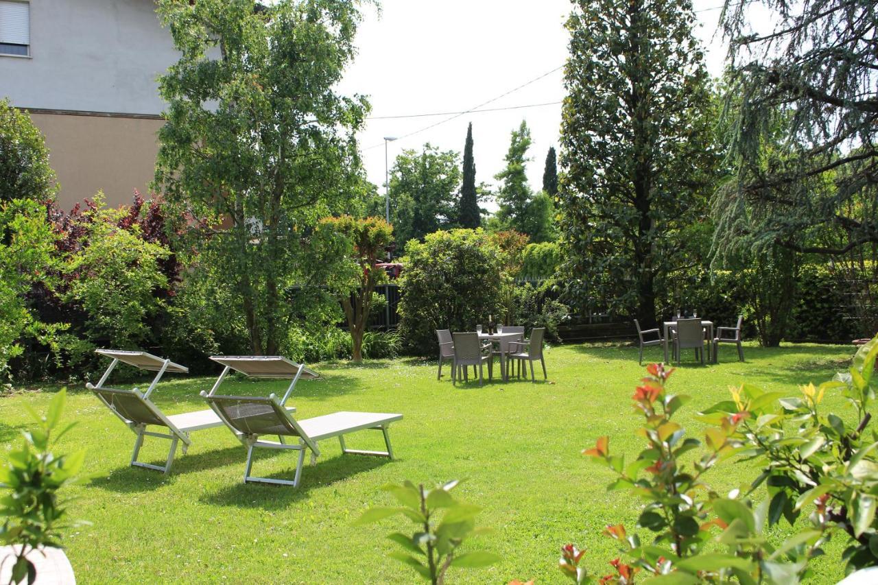 Ferienwohnung La Finestra Sul Parco Valeggio sul Mincio Exterior foto